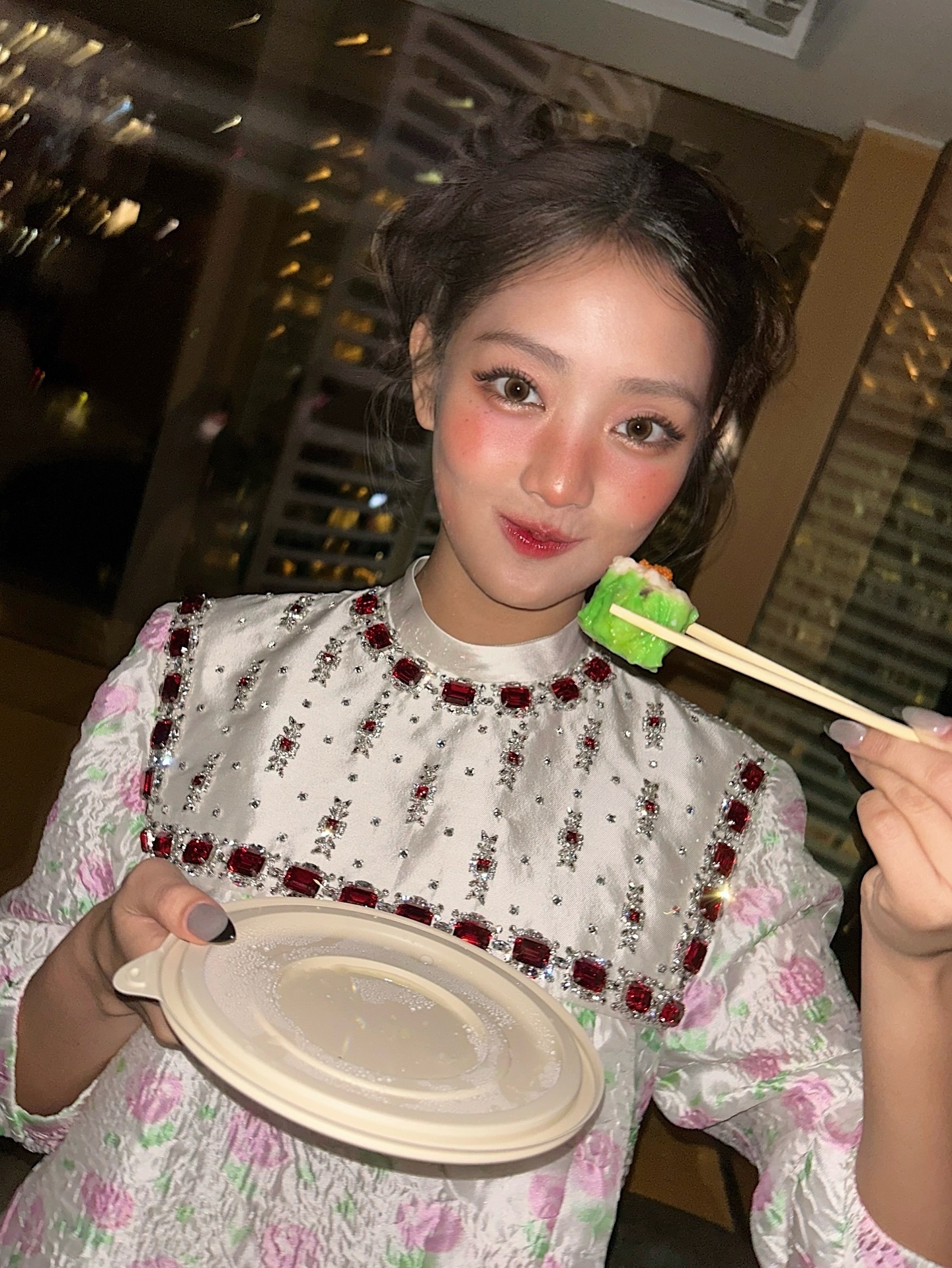 minnie金米妮 minnie梦幻主唱金米妮“你的微笑在我的心尖闪耀，编织了每