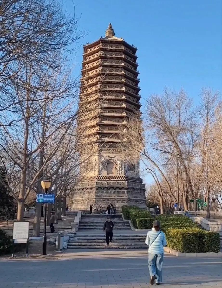 来北京30年，才发现慈寿寺塔！亏呀。

我在北京设计了几十条日常游玩路线，每条路