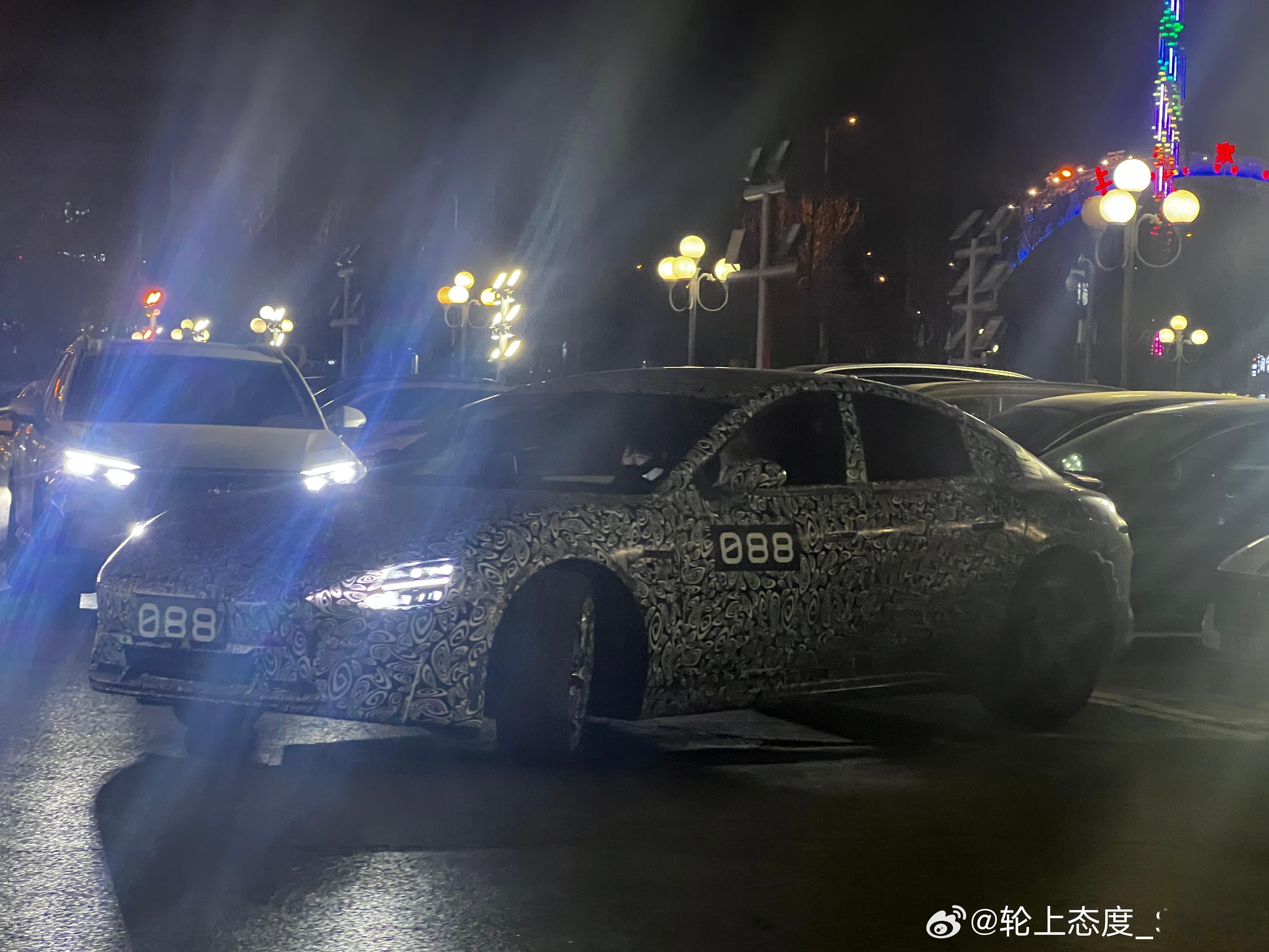 没有拍到小米汽车的日常说明工作不饱和[老师好]#我与汽车的日常##小米su7# 