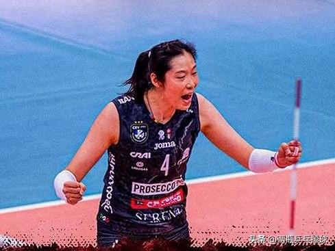 桑塔雷利做法值得称赞！朱婷轮休，科内3-0击败德累斯顿，在女排欧冠小组赛中豪取四