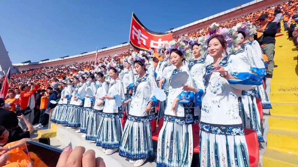 文体娱乐，不要过较真，要有“玩得起”的心态。

因为夏雨荷，济南最近又火了，不过
