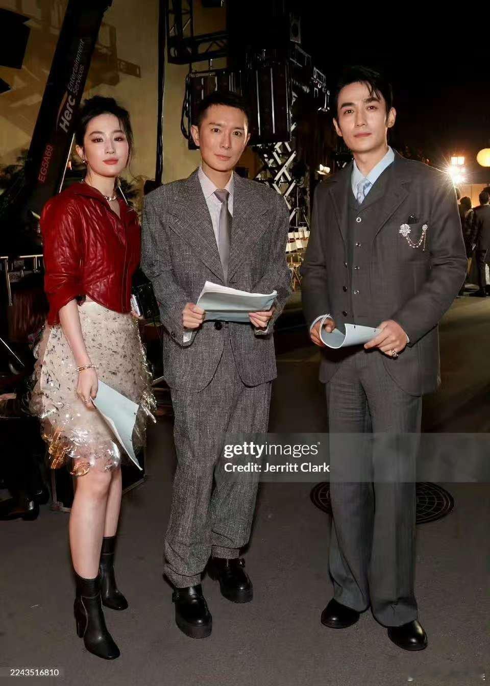 g社拍的刘亦菲朱一龙朱一龙刘亦菲G社生图g社拍的刘亦菲朱一龙，刘亦菲朱一龙G社生