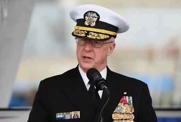 “27分钟”引发热议。美海军部长称，接到命令后美军可27分钟内投入战斗。

美国