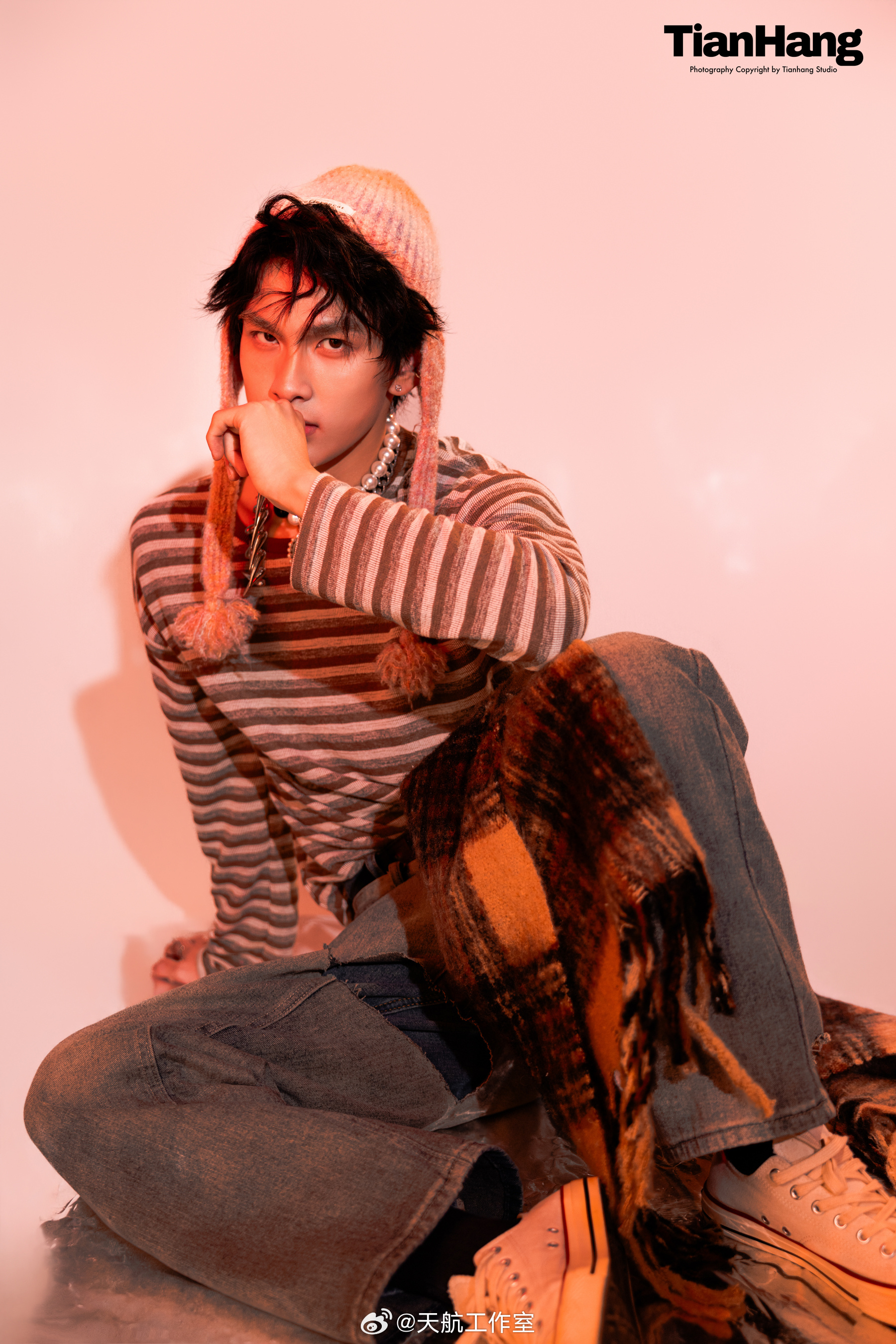 ✨棚拍分享今日份松弛感营业！暖光棚拍直接帅到心巴上👏天航工作室韩系棚拍男生时尚