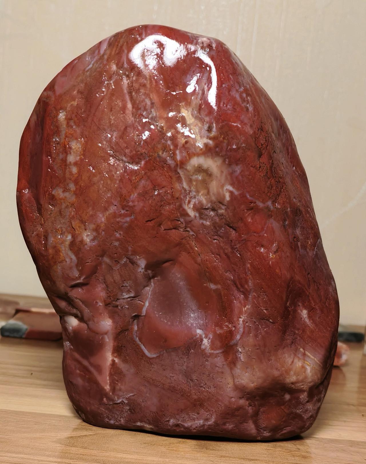 人不如石太多矣

从书柜角落翻出一大块石头，灰朴朴的，不知什么颜色。也不知什么时