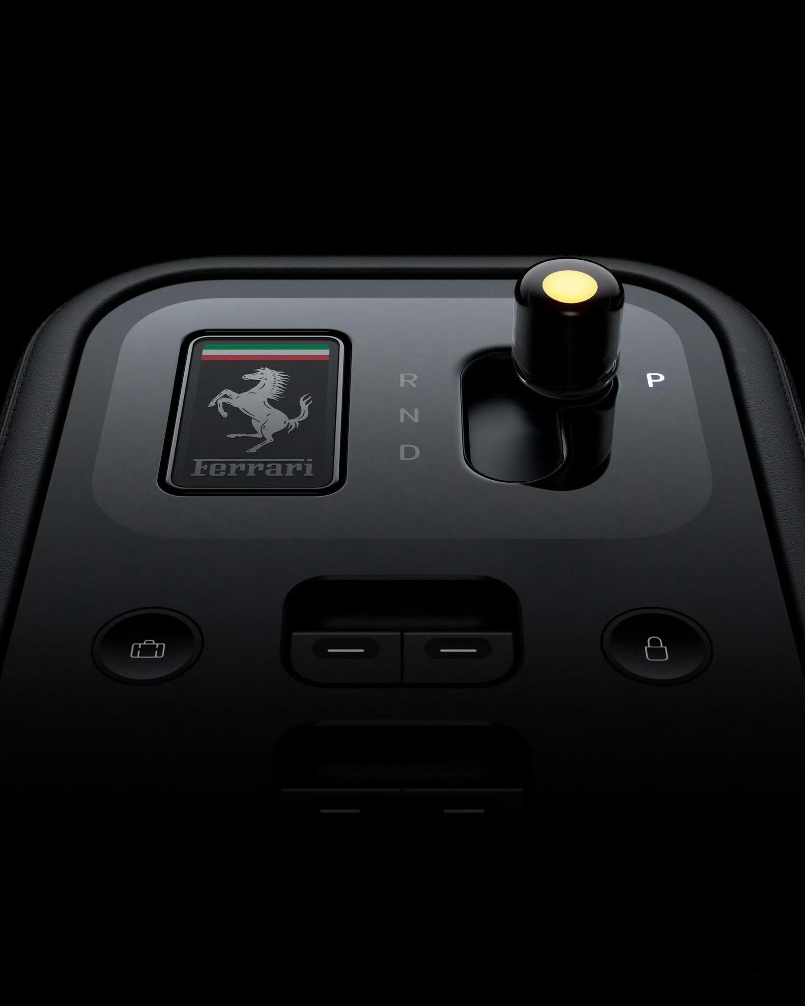 法拉利首款电车 实体按键+苹果味儿十足触控 看腻了千篇一律大屏幕 这个行不行？法