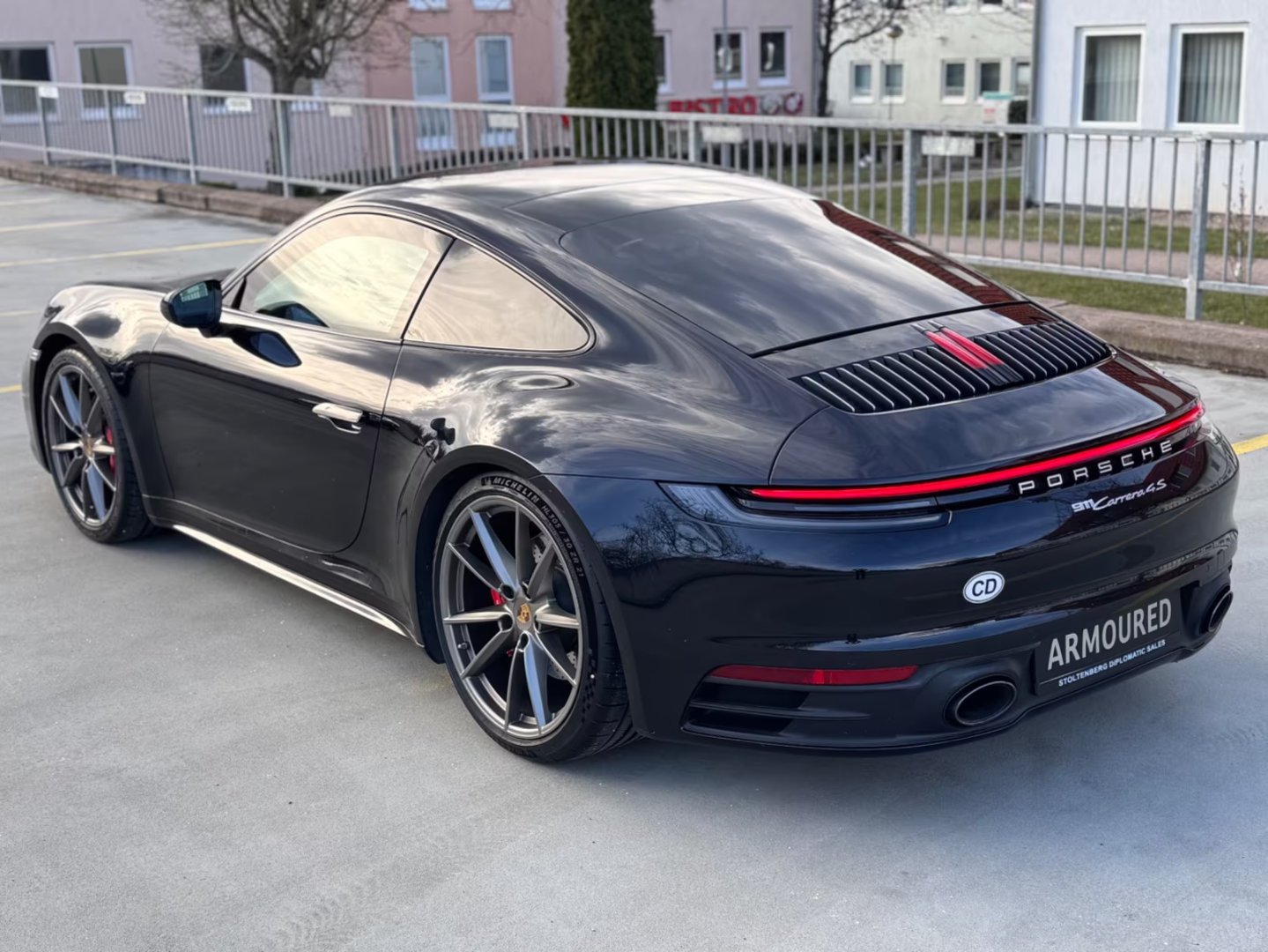 防弹车 Porsche 911 Carrera 4S防弹车，研究防弹车10年了，