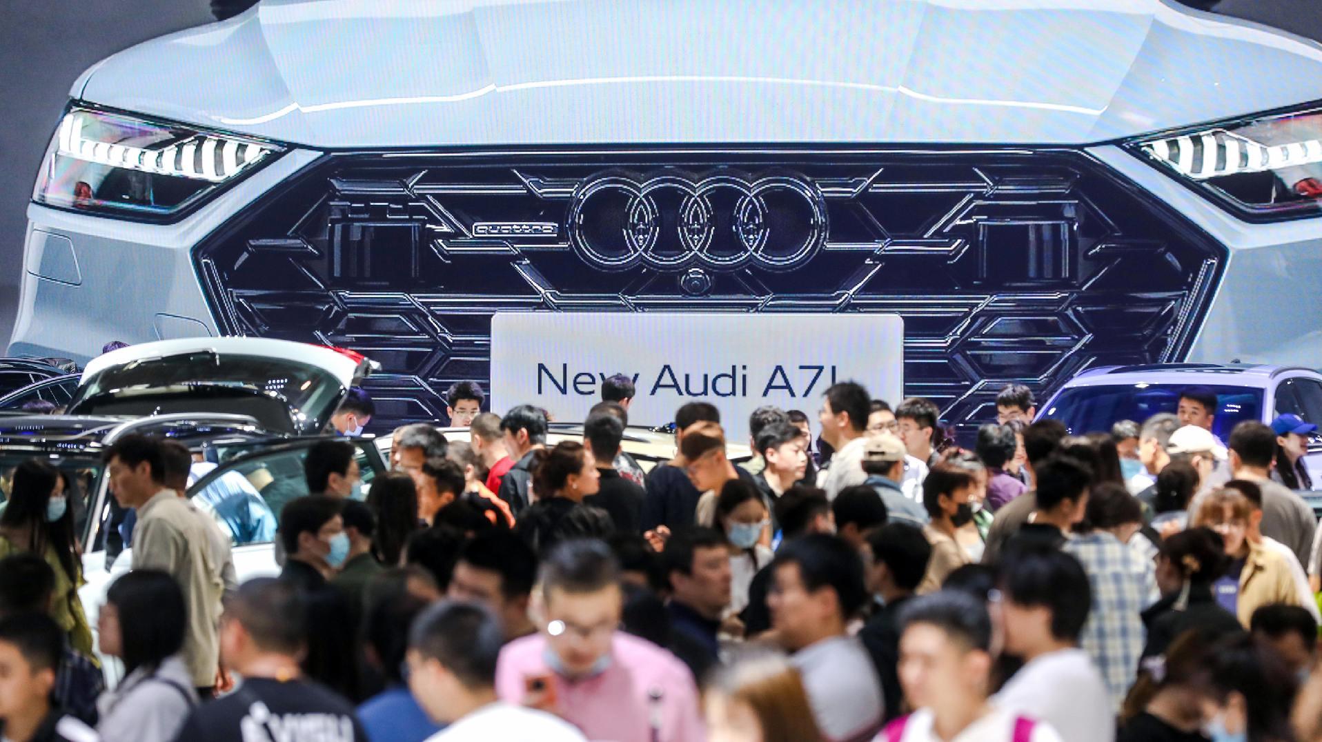 51万够你买一辆了，这样的方式认识你真的破防了，一路走好
