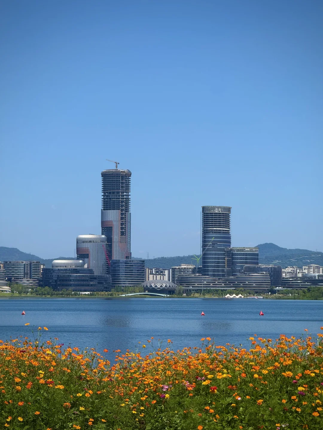 7月19日，兴隆湖的天气这么好为什么没有人？
