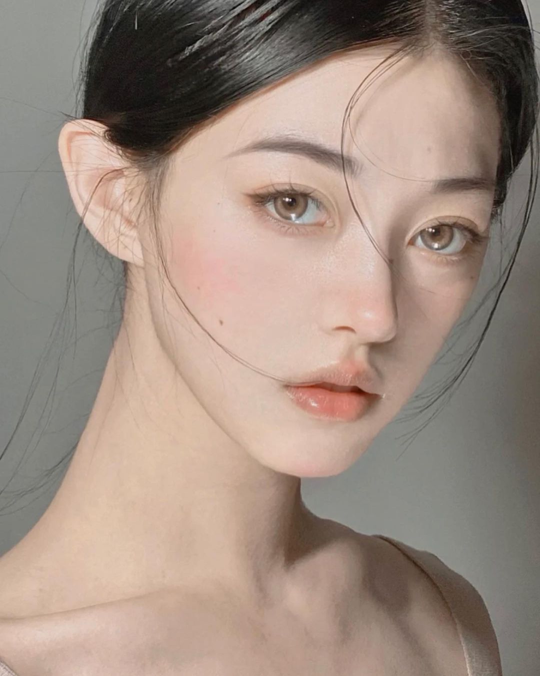 - ​​​