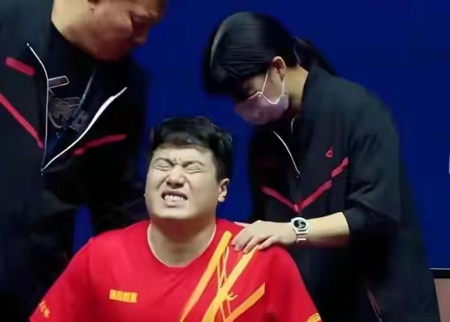 梁靖崑29岁的年龄，为什么竞技状态下滑如此之快？是源于生活的不自律还是常年训练比