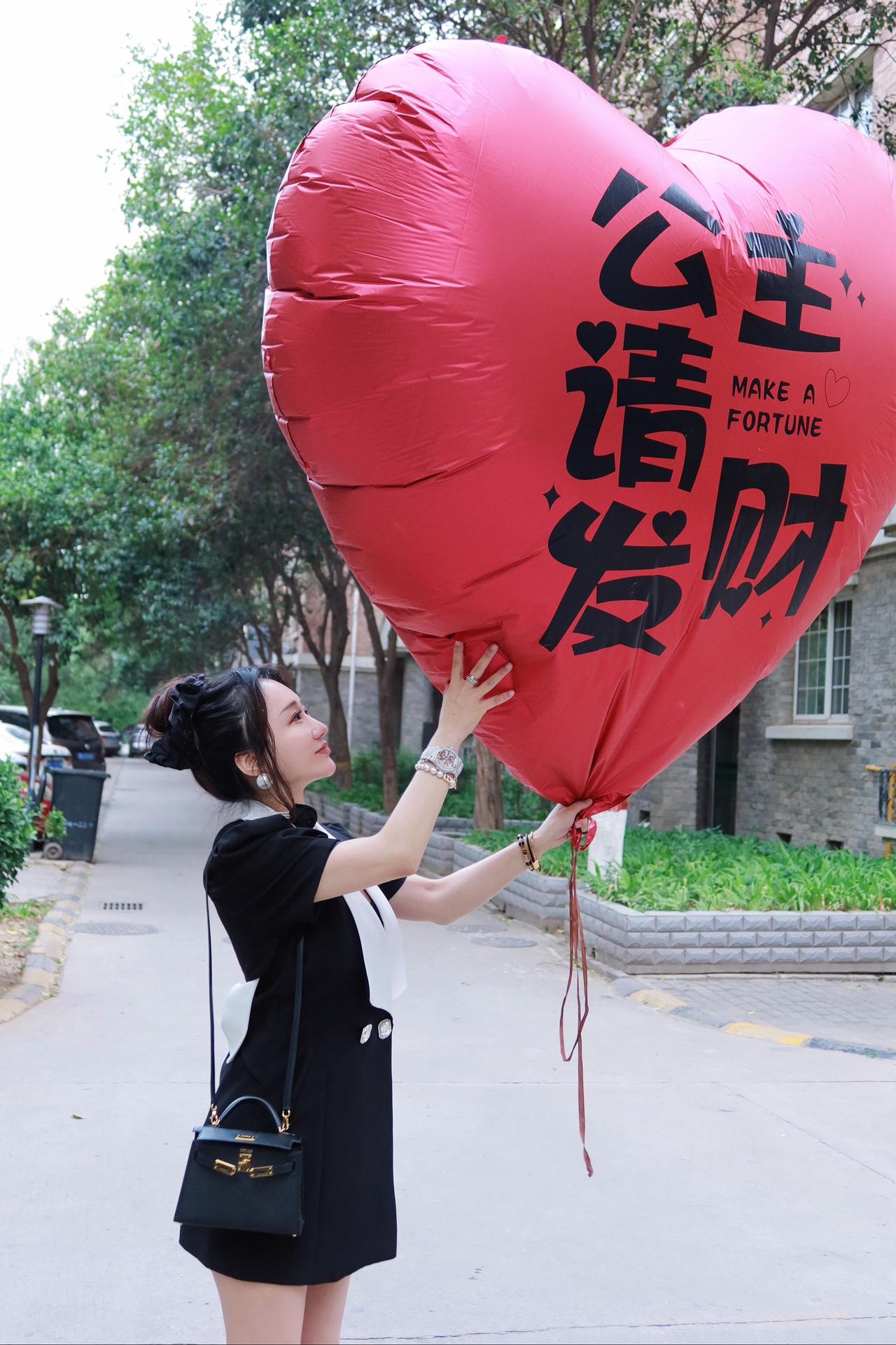 诸事顺利 气球 见者好运见者发财 暴富暴瘦暴美丽