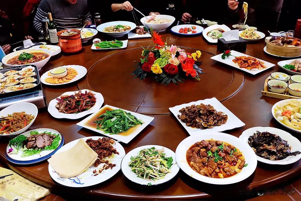 今年过年这样打算

再有二十多天都过年了，今年过年不收礼，不想再让亲戚拿着礼品来