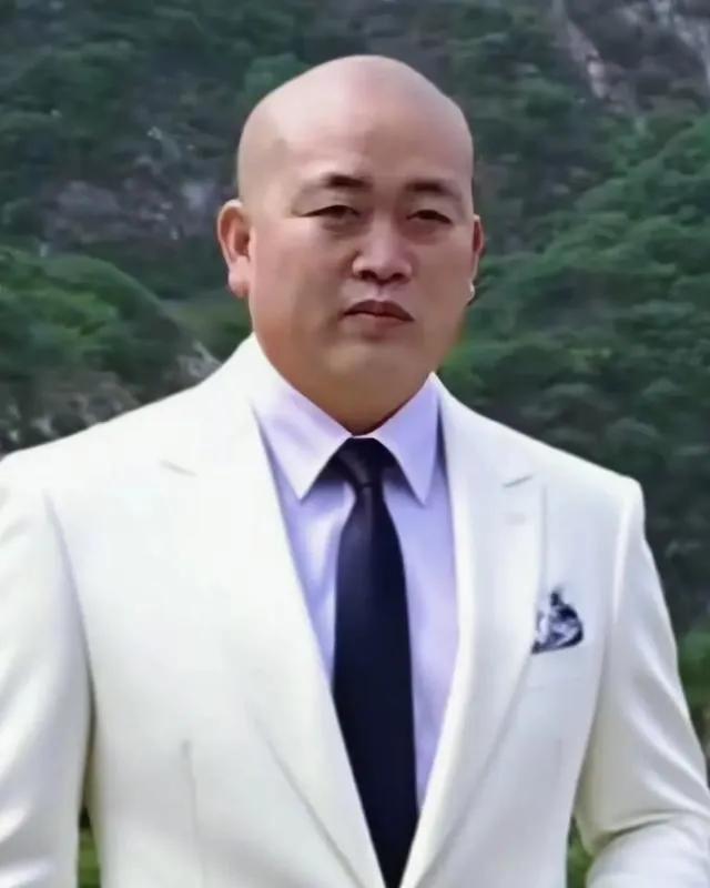 多读书真有用！
释永信还是吃了没有文化的亏！
假如他使用金蝉脱壳之计，不仅能够还