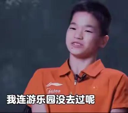 蝉宝尚小，营养很重要，不知今天吃没吃饱？再次为“小蝉宝”国宴“打包”点赞！都在说