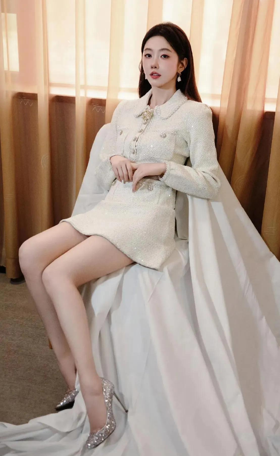 @宣璐 最新，
今天的小姐姐真漂亮，似～七仙女下凡[比心]