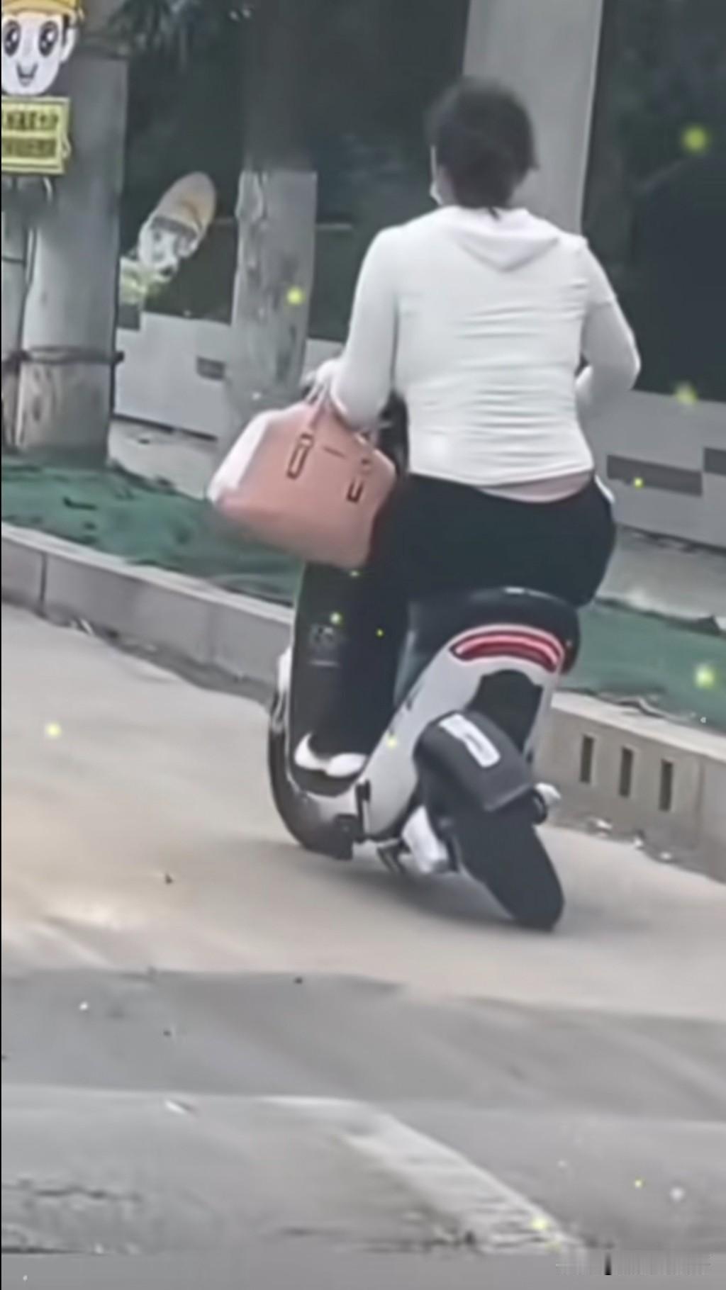 抛开车不谈，这女人的身材还是不错的