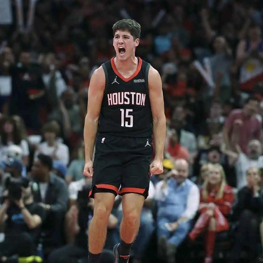 谢老七率火箭客场力擒勇士！🔥谢泼德生涯之夜：· 31分（生涯新高）· 9篮板·