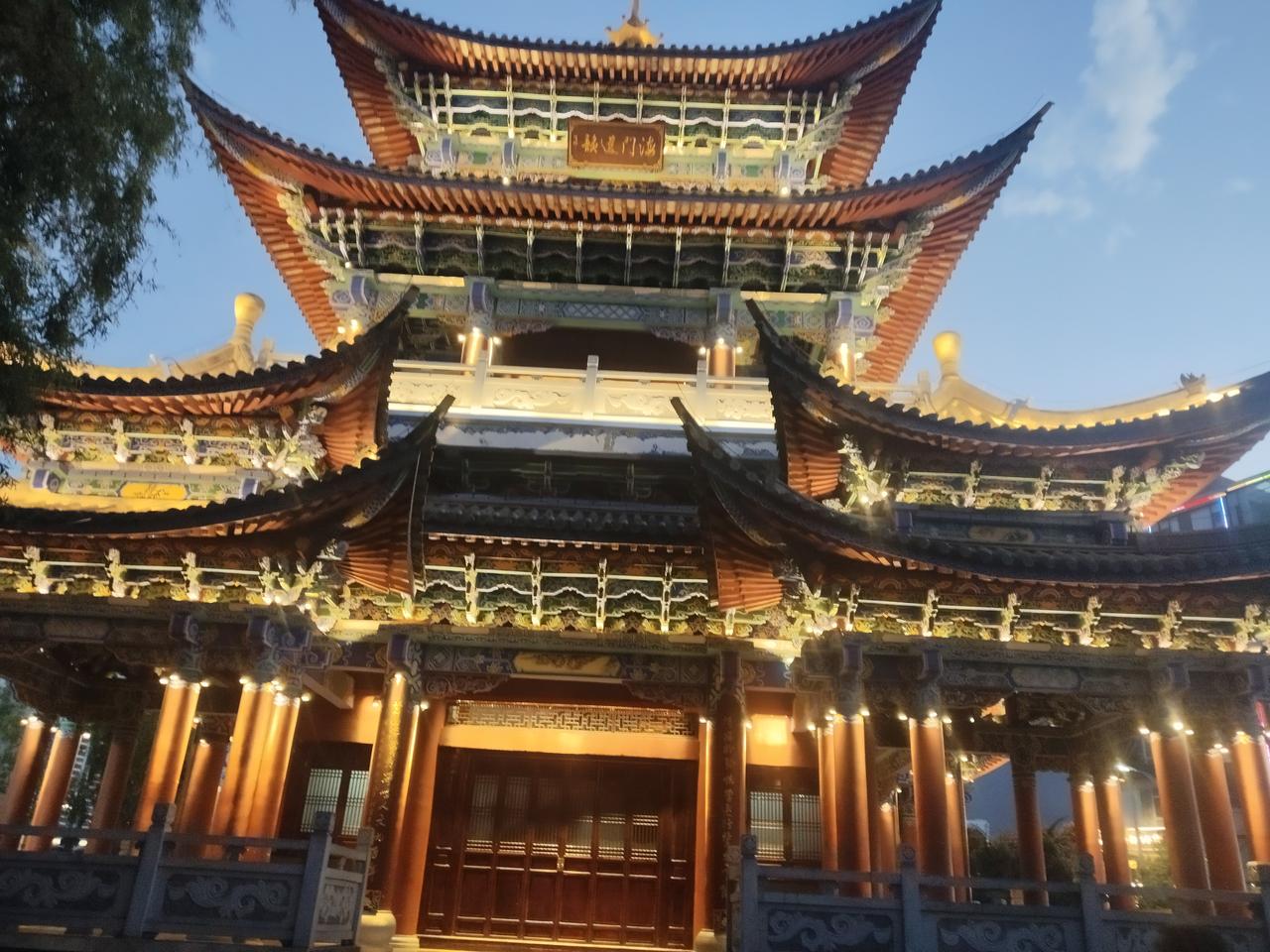 奇怪的国际认知:

印度拼了命的证明自己是大国强国，可除了他自己谁都不认可。
