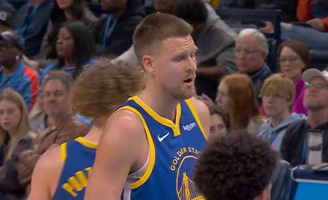 能看得出来，波神这个病对他的影响还是挺大的。今天在勇士的第二场比赛，打了七八分钟