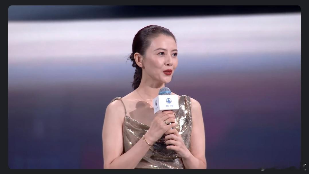 你们就说高圆圆美不美吧[色][色][色]听女神说话如沐春风，表达清晰，把腾势N9