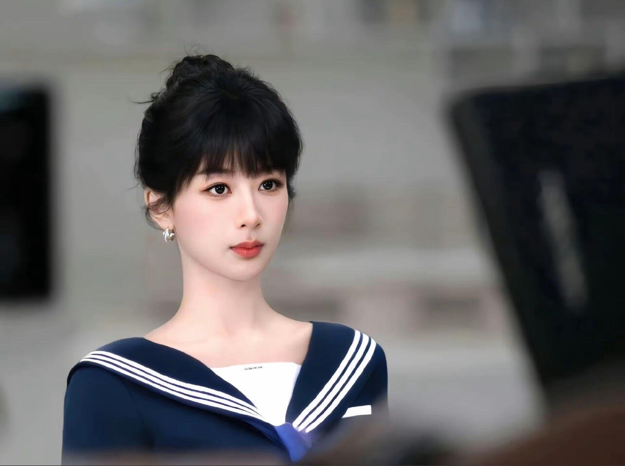 我勒个豆！！！甜妹！！！好清纯好漂亮！！！杨紫学妹你好[舔屏] ​​​
