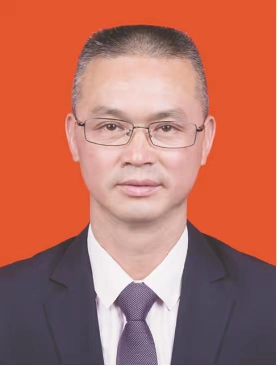 1997年，19岁战士为救人而牺牲，父母几度昏厥，可谁料20年后，战士母亲病逝，