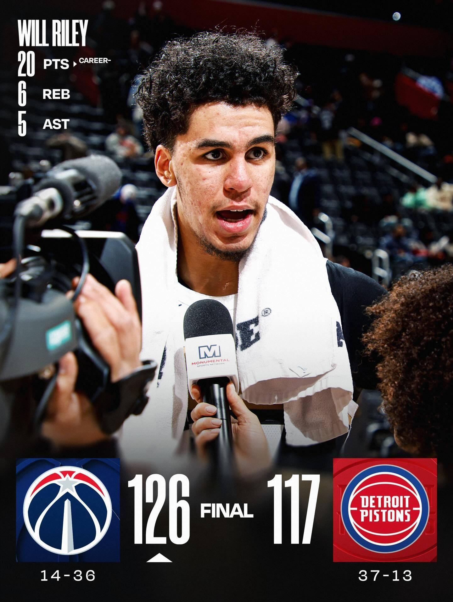 威尔莱利最佳两次上封面了20几顺位的新秀都打出几场代表作了…nba