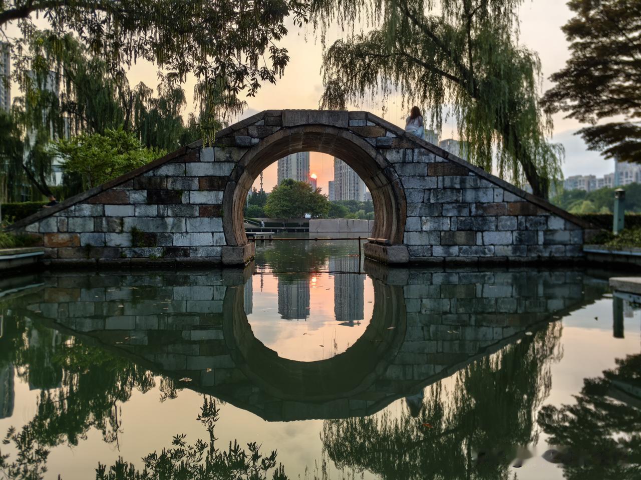 久违了，青枫公园！一别近十年，青枫公园越来越美了