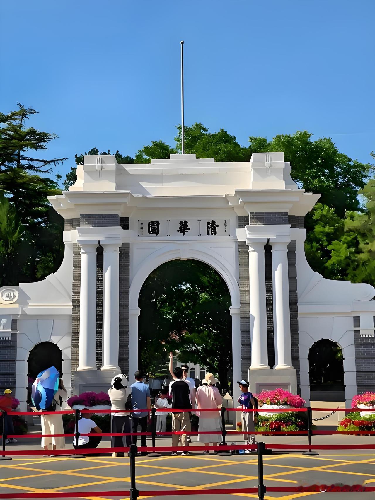 公办大学是否应向社会全面开放？

近日，清华大学原教授郑毓煌（2024年已离职）