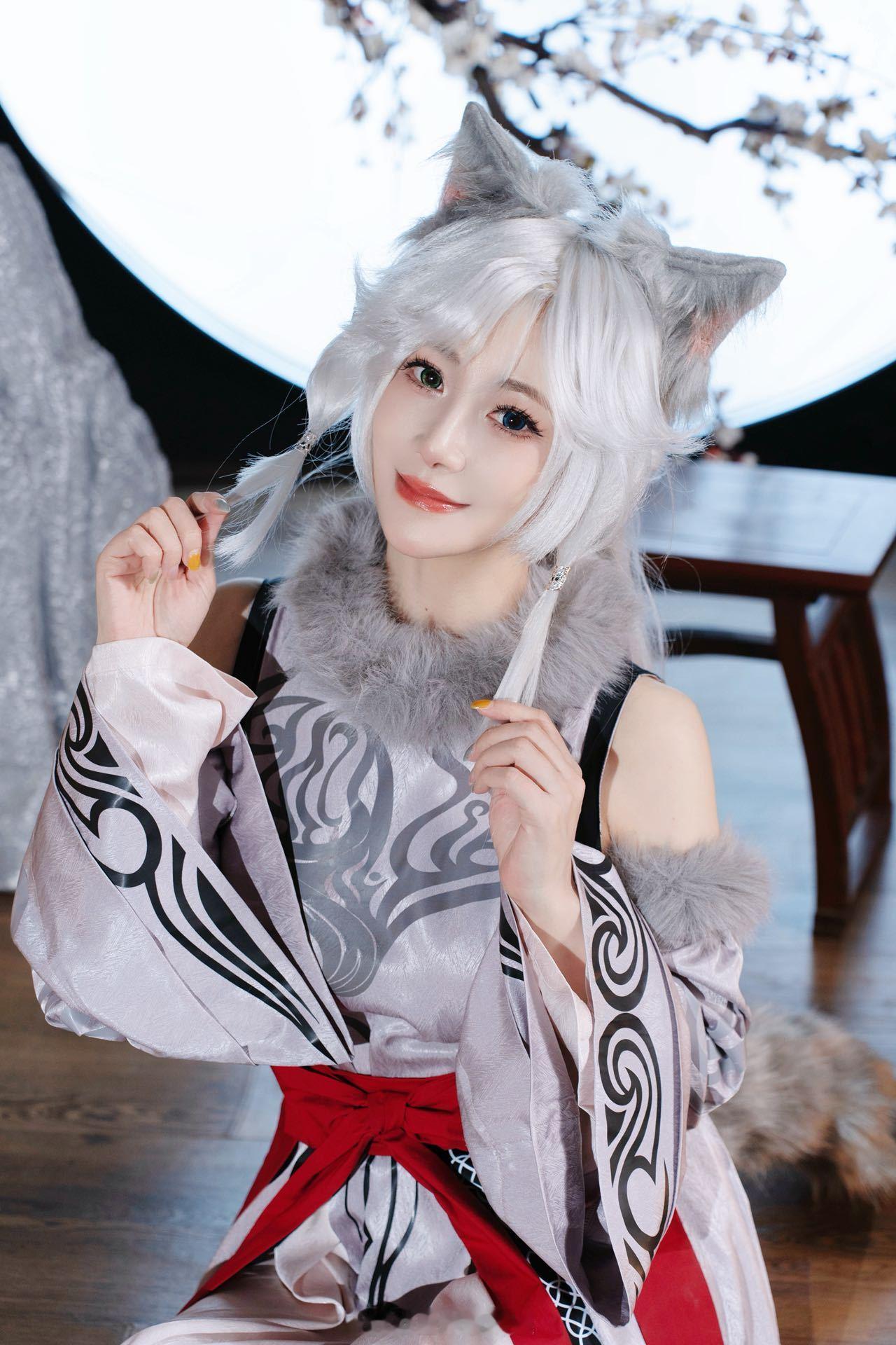 陈紫函神还原银月冻龄女神 又美出新高度，应网友许愿，一比一复刻《凡人修仙传》中的