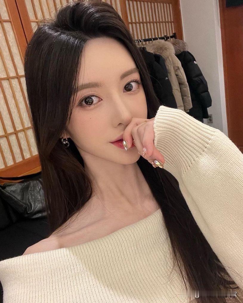 你可以笑一个吗？为什么呀？因为我的咖啡忘记加糖了。