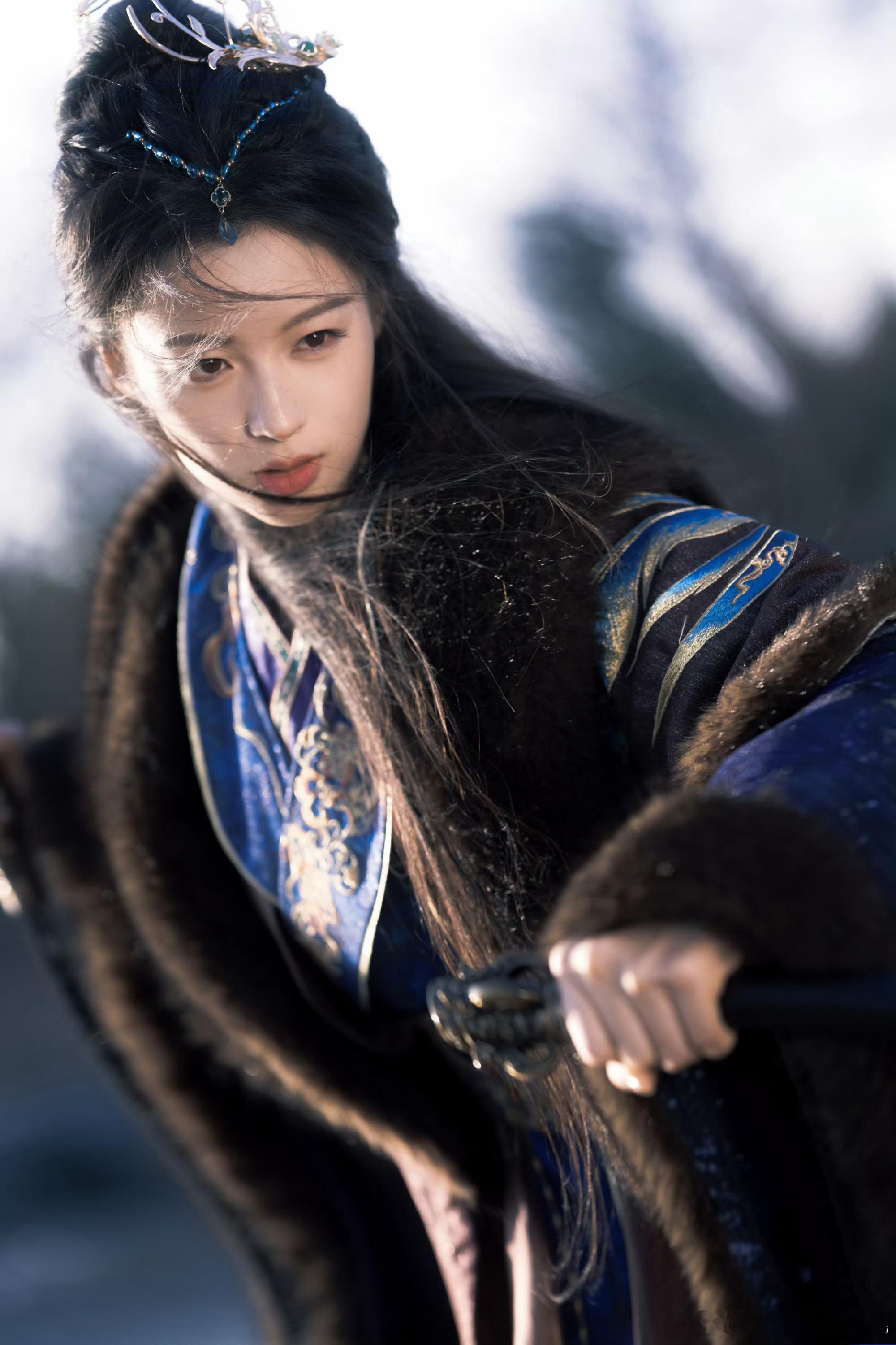 李嘉鑫国风盛典造型，有点像虞姬装2025搜狐视频国风盛典