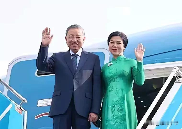 苏林再次出发，最近越南掌舵一直忙于内政，无暇顾及涉外事务，待内政安排妥当之后，将