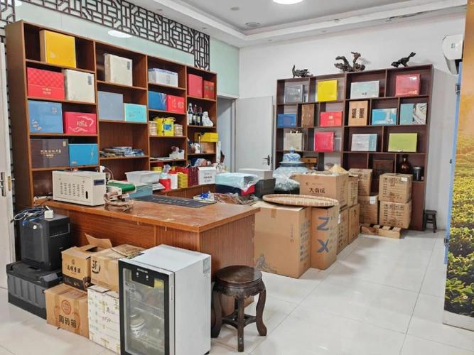 现在知道，为什么大街小巷的茶叶店那么多了吧？根本茶叶店不是靠卖茶叶赚钱！

你有