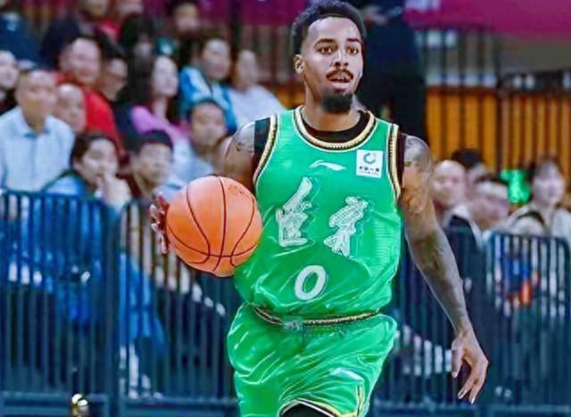 40+17救主也遮不住问题！辽宁险翻船，真正短板根本藏不住