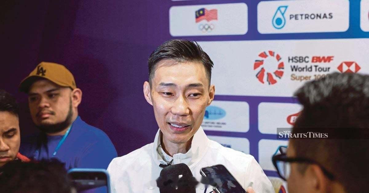 李宗伟：“为备战汤姆斯杯，已经向李梓嘉和吴世飞/伊祖丁发出邀请，正在等待回复。”