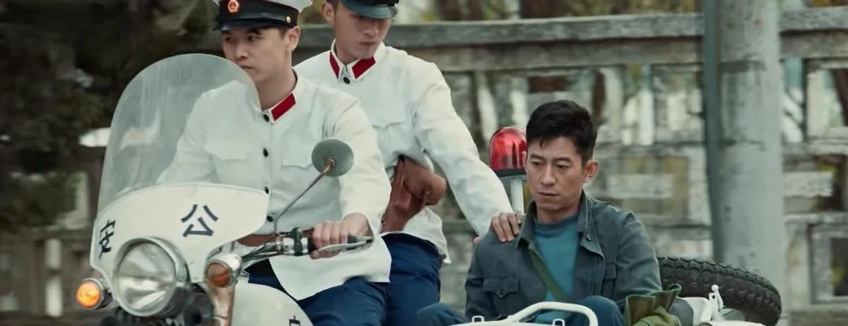 追剧《依依向北风》，俞乐山为了曲芳菲的名誉，和她假结婚。有网友说这故事脱离实际，