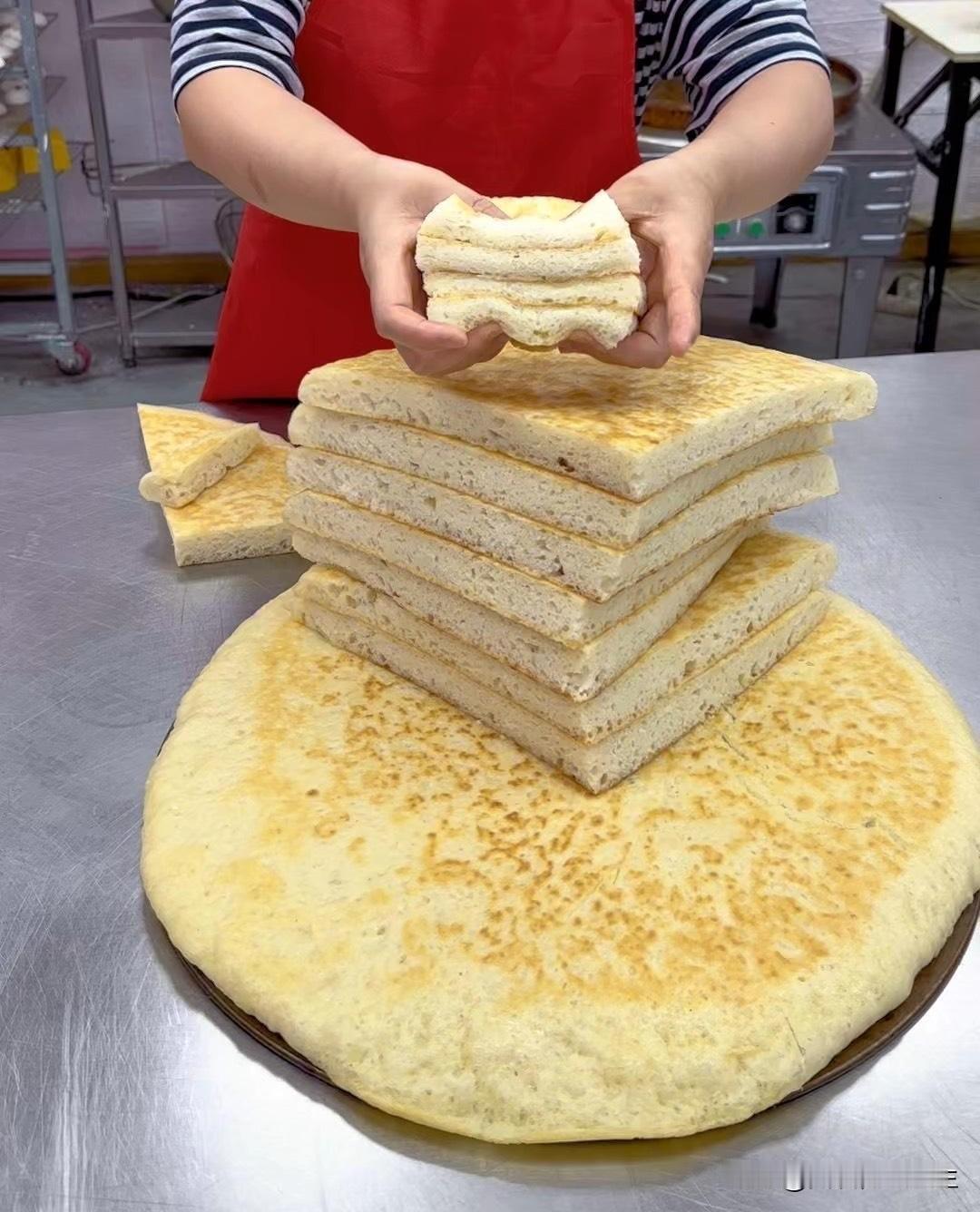 大哥，嫂子待你是真好！给她提个建议哈——下回，她要是再出远门的话，提前烙个大饼挂