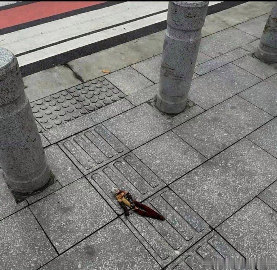 谁家男朋友掉了，快来领走 ​​​