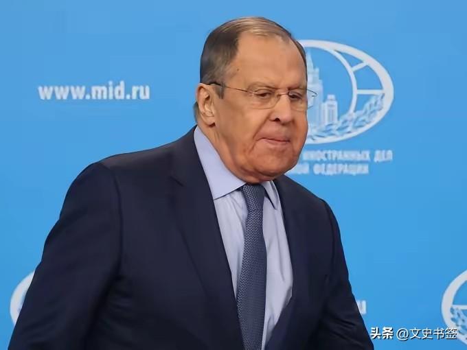 王毅外长同俄罗斯外长通电话。据新华社4月5日消息，王毅外长应约和俄罗斯外长拉夫罗