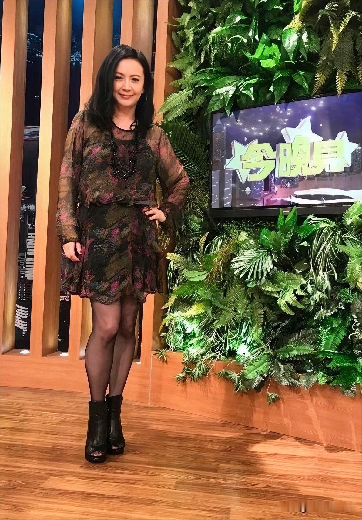 曾华倩，香港老牌女演员，80年代TVB当家花旦。