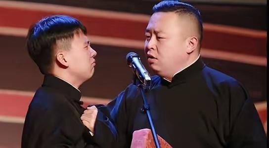 德云社又一匹黑马，太子妃阎鹤祥华丽转型，参加央视多个节目录制北京德云社有很多相声