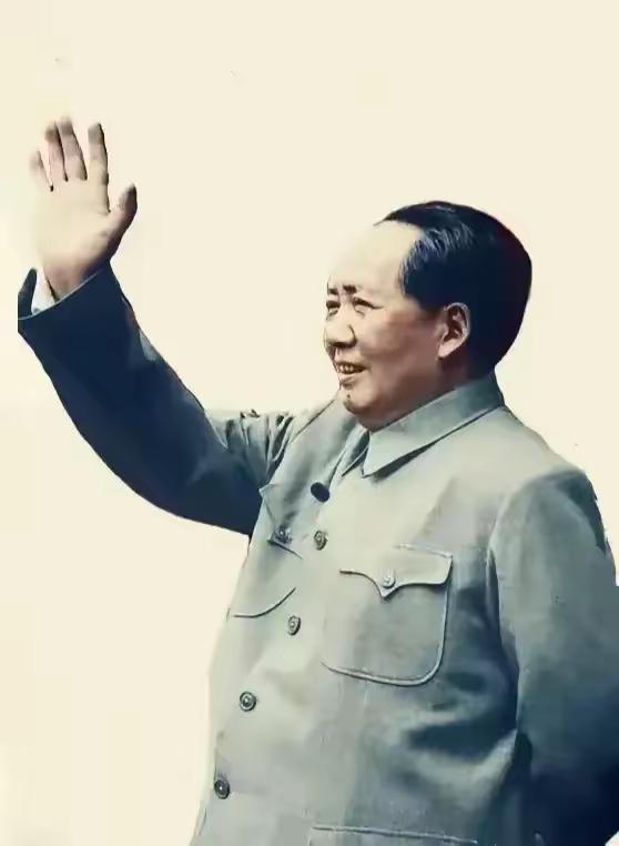 下联：换地改天日月新。