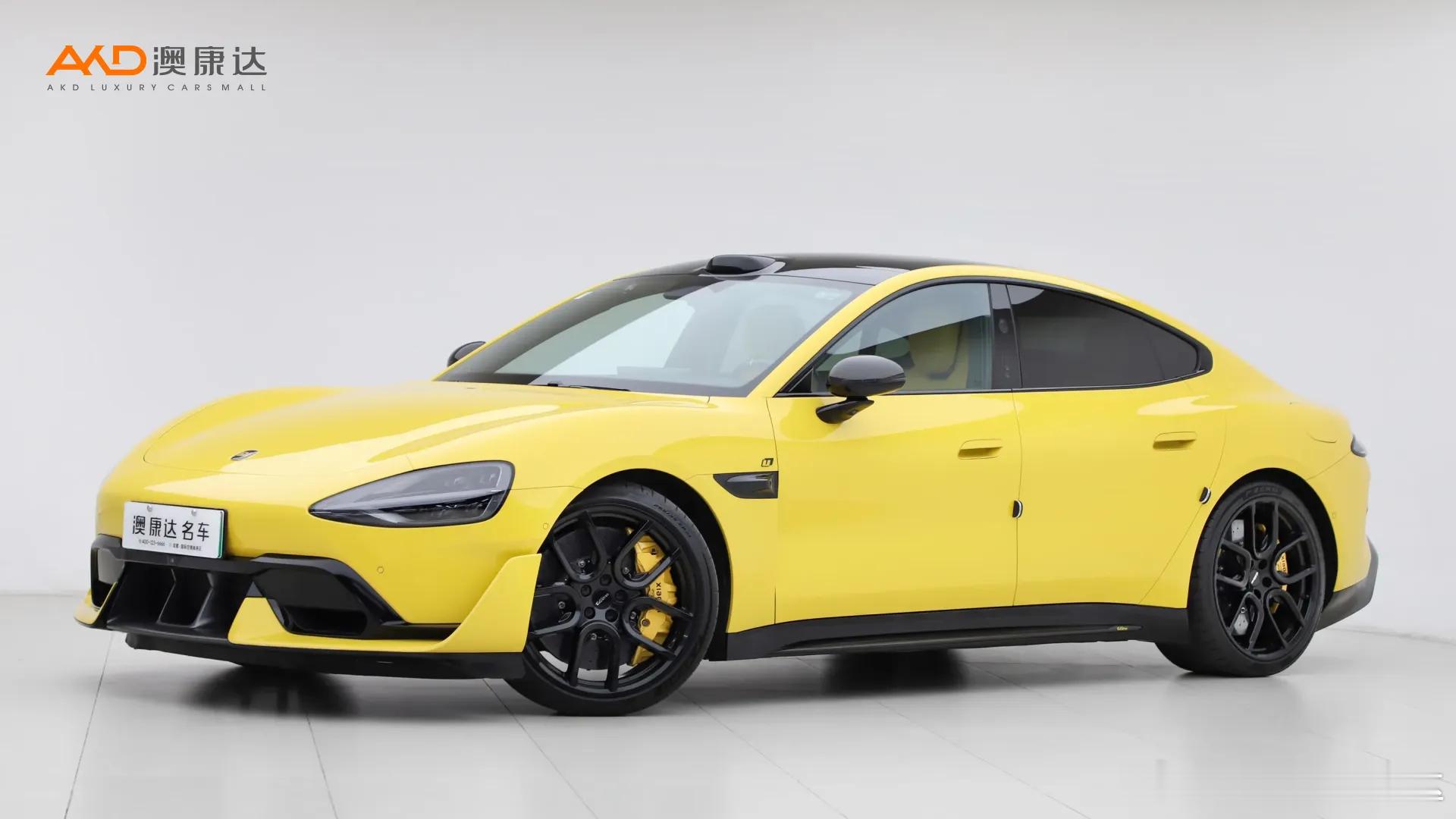 小米su7 ultra，上牌2025.09，公里数0.6万公里，车价33.80万