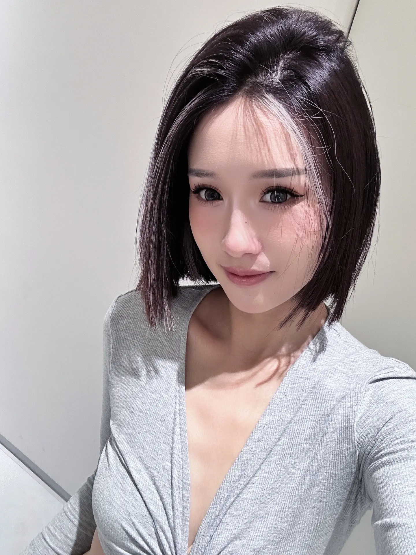 为什么没人找我聊天 我看起来不识字嘛