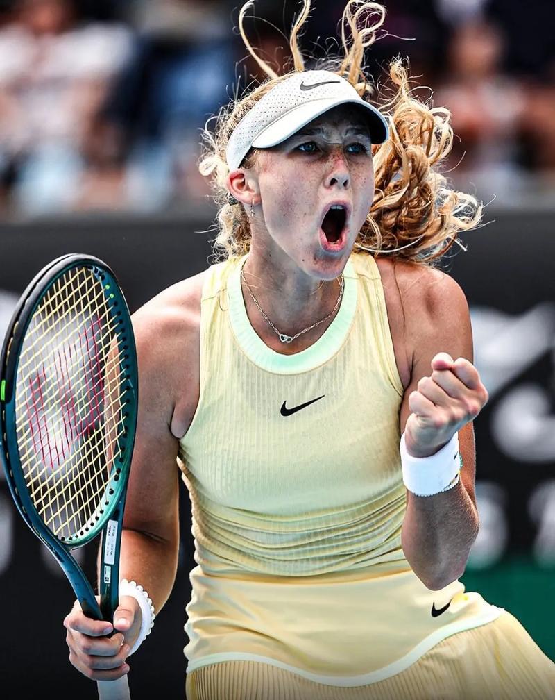 天才少女安德列娃WTA1000迈阿密站首秀时刻
         北京时间202