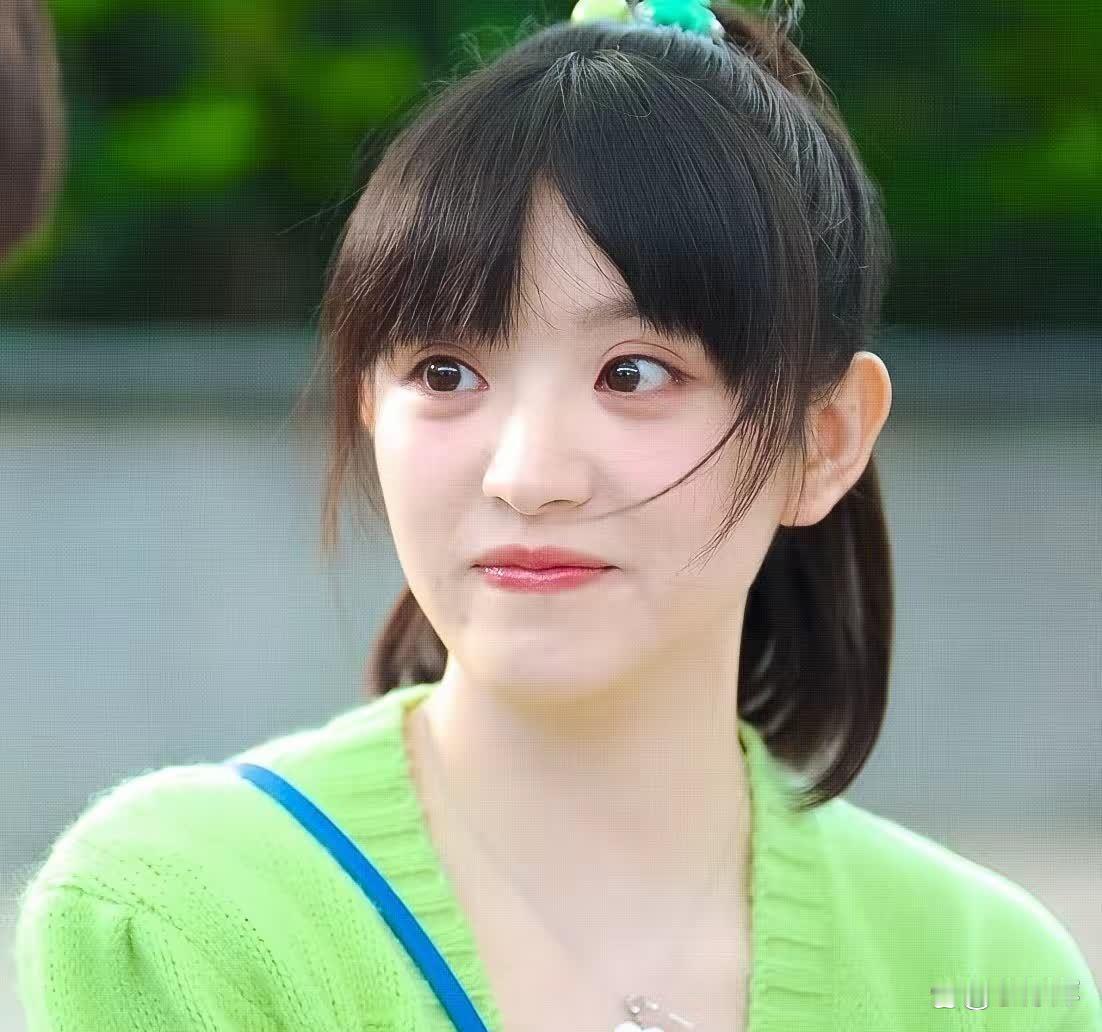 可爱的薇薇田曦薇首次对你倾心 