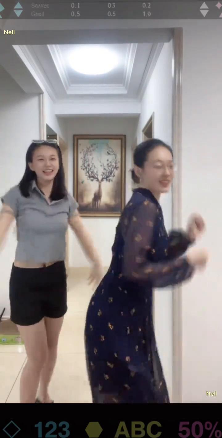 国防七强，风光光想路上。三个人，一个志向要做栋梁，一个挖空心思经商，一个福气好的