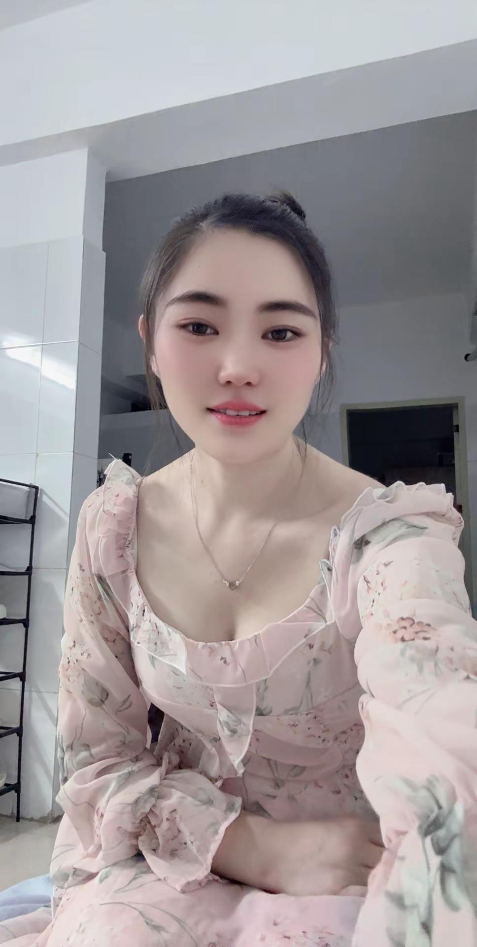 内容太过真实 女装